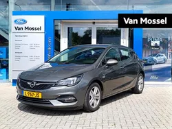 Grijs Gebruikt 2020 Opel Astra Elegance Hatchback | € 13.845 (Eerlijke prijs)