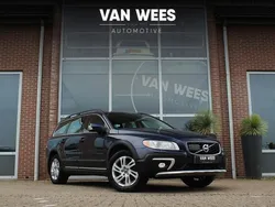 Blauw Gebruikt 2014 Volvo XC70 Summum SUV | € 15.450 (Eerlijke prijs)