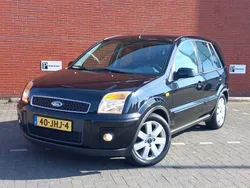 Zwart Gebruikt 2009 Ford Fusion Futura Hatchback | € 4.950 (Iets duurder)