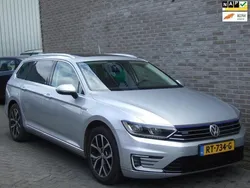 Grijs Gebruikt 2016 VW Passat GTE Stationwagen | € 12.995 (Eerlijke prijs)