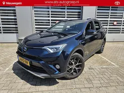 Blauw Gebruikt 2017 Toyota RAV4 Executive SUV | € 22.750 (Goede deal)