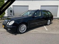 Zwart (metallic) Gebruikt 2008 Mercedes E350 Avantgarde Stationwagen | € 7.995 (Iets duurder)