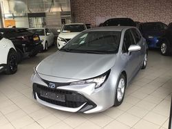 Grijs Gebruikt 2022 Toyota Corolla Active Hatchback | € 21.200 (Iets duurder)