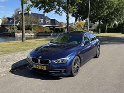 Blauw Gebruikt 2016 BMW 330e Sedan | € 14.850 (Eerlijke prijs)