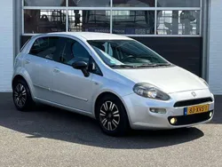 Zilver Gebruikt 2012 Fiat Punto Easy Hatchback | € 3.850 (Eerlijke prijs)