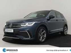 Blauw, metallic lak Gebruikt 2022 VW Tiguan R-line SUV | € 37.300 (Goede deal)