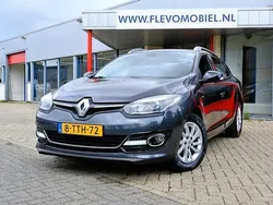 Grijs, metallic lak Gebruikt 2014 Renault Mégane GrandTour Bose Edition Stationwagen | € 6.450 (Iets duurder)