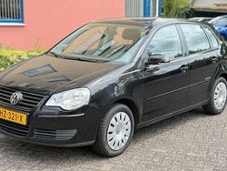 Zwart Gebruikt 2009 VW Polo Trendline Hatchback | € 2.449 (Goede deal)