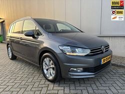 Grijs Gebruikt 2016 VW Touran Highline MPV | € 11.950 (Goede deal)