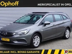 Grijs Gebruikt 2017 Opel Astra Edition Stationwagen | € 10.950 (Eerlijke prijs)