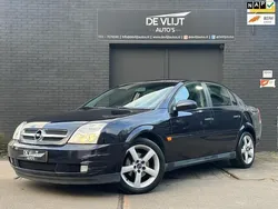 Blauw, metallic lak Gebruikt 2003 Opel Vectra Comfort Sedan | € 1.950 (Eerlijke prijs)