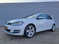 Wit Gebruikt 2014 VW Golf VII R-line Hatchback | € 9.999 (Eerlijke prijs)
