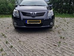 Zwart Gebruikt 2009 Toyota Avensis Sedan | € 8.000 (Iets duurder)