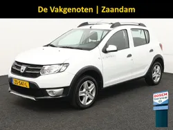 Wit Gebruikt 2014 Dacia Sandero Lauréate Hatchback | € 5.950 (Eerlijke prijs)