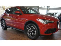 Rood Gebruikt 2019 Alfa Romeo Stelvio Super SUV | € 36.000 (Goede deal)