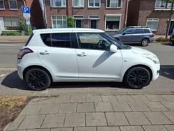 Wit Gebruikt 2013 Suzuki Swift Exclusive Hatchback | € 4.000 (Super prijs)