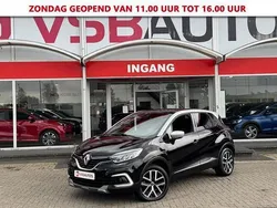 Zwart Gebruikt 2018 Renault Captur Version S SUV | € 13.950 (Eerlijke prijs)