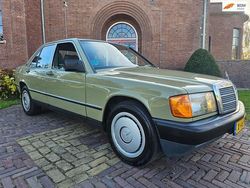 Groen Gebruikt 1986 Mercedes 190 Sedan | € 7.999