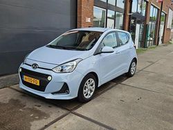 Blauw Gebruikt 2020 Hyundai i10 Comfort Hatchback | € 8.950 (Eerlijke prijs)