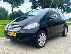 Zwart, metallic lak Gebruikt 2007 Mercedes A150 MPV | € 2.699 (Eerlijke prijs)