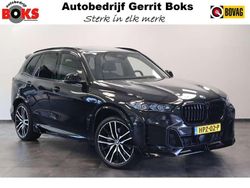 Zwart, metallic lak Gebruikt 2024 BMW X5 M Sport SUV | € 97.444