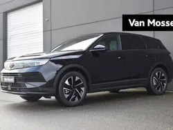 Zwart Gebruikt 2025 Opel Grandland X SUV | € 44.940 (Eerlijke prijs)