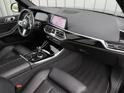 Zwart, metallic lak Gebruikt 2019 BMW X5 M Sport SUV | € 56.500 (Duur)