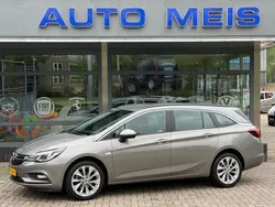 Bruin Gebruikt 2017 Opel Astra Innovation Stationwagen | € 8.995 (Eerlijke prijs)