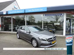 Grijs Gebruikt 2017 Mercedes A180 Business Hatchback | € 17.480 (Eerlijke prijs)