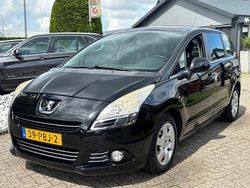 Zwart Gebruikt 2011 Peugeot 5008 MPV | € 2.950 (Eerlijke prijs)