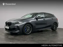 Grijs, metallic lak Gebruikt 2021 BMW M135 Comfort Edition Hatchback | € 37.880 (Eerlijke prijs)