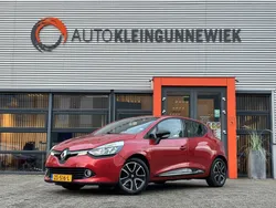 Rood Gebruikt 2013 Renault Clio IV Dynamique Hatchback | € 5.950 (Eerlijke prijs)
