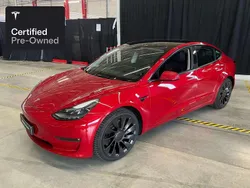 Rood Gebruikt 2023 Tesla Model 3 Performance Sedan | € 38.300 (Eerlijke prijs)