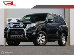 Zwart Gebruikt 2015 Toyota Land Cruiser SUV | € 27.940 (Eerlijke prijs)