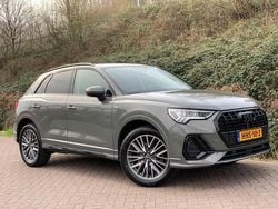 Grijs Gebruikt 2021 Audi Q3 Business SUV | € 31.940 (Eerlijke prijs)