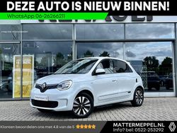 Blanc quartz qnj (wit metallic) Gebruikt 2022 Renault Twingo Intens Hatchback | € 12.950 (Eerlijke prijs)
