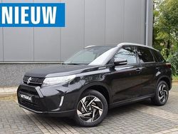Zwart Nieuw 2025 Suzuki Vitara Style SUV | € 32.799 (Eerlijke prijs)