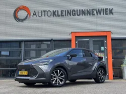 Grijs Gebruikt 2024 Toyota C-HR SUV | € 33.400 (Duur)