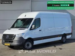 Wit Gebruikt 2023 Mercedes Sprinter Van | € 26.900