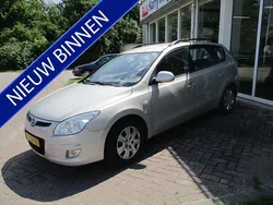 Zilver Gebruikt 2008 Hyundai i30 Dynamiq Stationwagen | € 1.460 (Duur)