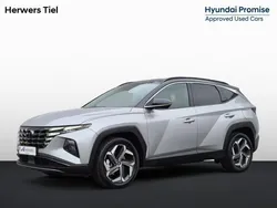 Shimmering silver metallic phantom black Gebruikt 2021 Hyundai Tucson Comfort SUV | € 30.485 (Eerlijke prijs)