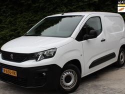 Wit Gebruikt 2019 Peugeot Partner Premium Van | € 6.495 (Eerlijke prijs)