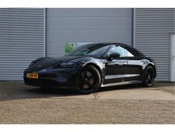 Zwart Gebruikt 2020 Porsche Taycan 4S Performance Package Sedan | € 79.999