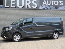 Grijs Gebruikt 2022 Renault Trafic Van | € 31.500