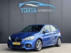 Blauw, metallic lak Gebruikt 2016 BMW 218 Active Tourer MPV | € 13.950 (Eerlijke prijs)
