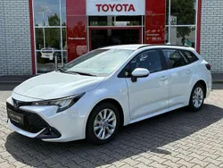 Wit Gebruikt 2023 Toyota Corolla Stationwagen | € 26.400 (Goede deal)