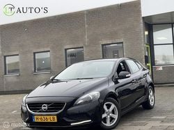 Zwart Gebruikt 2013 Volvo V40 Momentum Hatchback | € 7.999 (Goede deal)