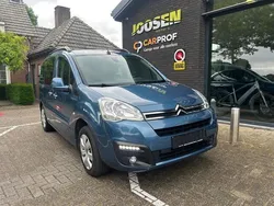 Blauw, metallic lak Gebruikt 2018 Citroën Berlingo Feel MPV | € 13.950 (Goede deal)