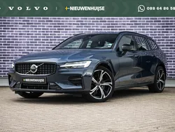 Blauw Gebruikt 2023 Volvo V60 Plus Stationwagen | € 38.399 (Eerlijke prijs)