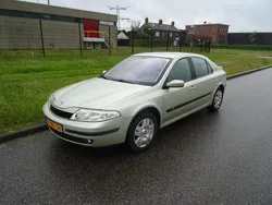 Geel Gebruikt 2003 Renault Laguna II Authentique Hatchback | € 1.695